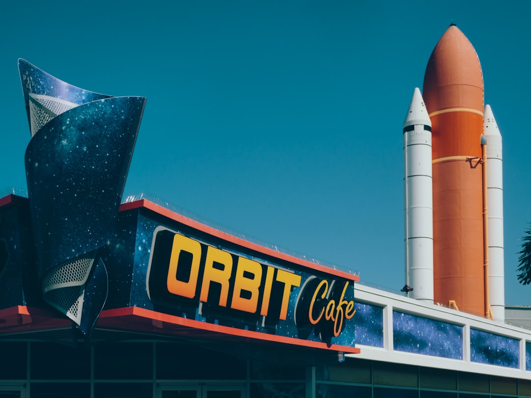 Hubungan Gaya Kepemimpinan Transformasional dengan Komitmen Organisasi (Studi pada Karyawan Industri Jasa Konstruksi PT. Multi Structure Duri) Image