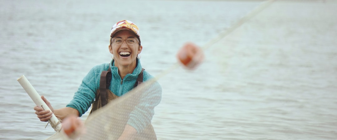 Kritik Sosial Dalam Novel Detik\u002D Detik Cinta Menyentuh Karya Ali Shahab Sebuah Tinjauan Sosiologi Teks Image