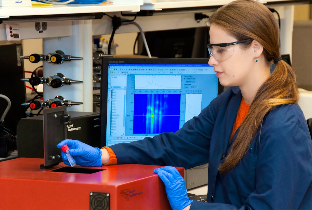 Pengaruh Kualitas Produk Terhadap Keputusan Pembelian Dan Dampaknya Terhadap Kepuasan Konsumen (Survei Pada Mahasiswa Administrasi Bisnis Fakultas Ilmu Administrasi Angkatan 2013 Dan 2014 Universitas Brawijaya Yang Melakukan Pembelian Paket Data Kampus) Image