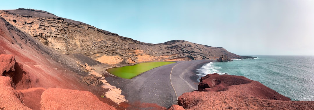 Evaluasi Viabilitas Benih, Ketahanan dan Pemulihan Tanaman Empat Pedigri Inbred Jagung yang Disimpan Lebih dari Dua Belas Bulan Image