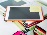 Student\u002DMother: The Dual Role in the New Normal Mode of Learning Image