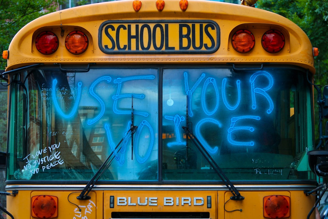 Analisa Kekuatan Mekanik dan Ketahanan Fisik Komposit Geopolimer Akibat Fraksi Berat Clay\u002Dripoxy sebagai Bahan Interior Otomotif Image