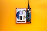 Pengaruh Persepsi Kemanfaatan, Persepsi Kemudahan Penggunaan, Persepsi Resiko Dan Persepsi Kesesuaian Terhadap Minat Menggunakan Mobile Banking (Studi Pada Nasabah Bank Rakyat Indonesia (Bri) Kantor Cabang Rembang, Jawa Tengah) Image