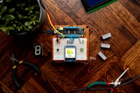 Identifikasi Daerah Rawan Tanah Longsor Menggunakan SIG (Sistem Informasi Geografis) (Studi Kasus : Kabupaten Kediri) Image