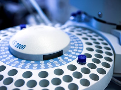 Model Perlindungan Konsumen Batik Dan Penjaga Keberlangsungan Batik Asli Kota Pekalongan Melalui Aplikasi E\u002Dlabel Batik Yang Memanfaatkan Teknologi Augmented Reality Berbasis Cloud Computing Image