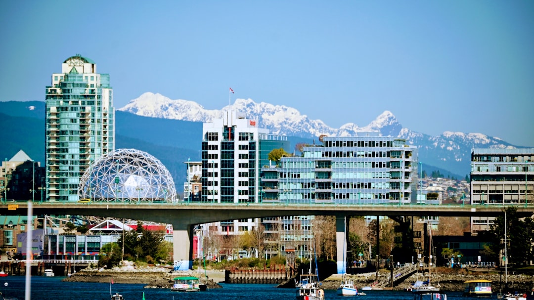 Efficacy Quotient of ESWL Piezolith Richard Wolf 3000 Machine in Patientswith Ureteral Stones in Dr. Cipto MangunkusumoNational Hospital 2008 \u002D 2011 Image