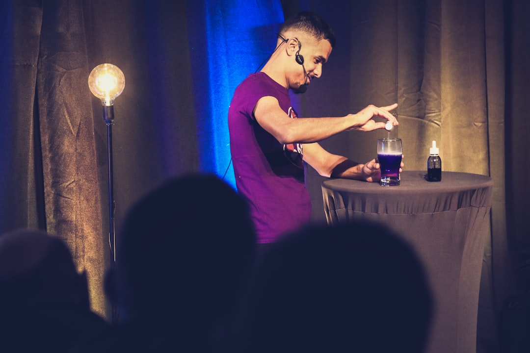 Analisis Kapasitas Paru dan Aliran Udara Pernafasan Manusia yang Mempunyai Kebiasaan Merokok dan Tidak Merokok Image