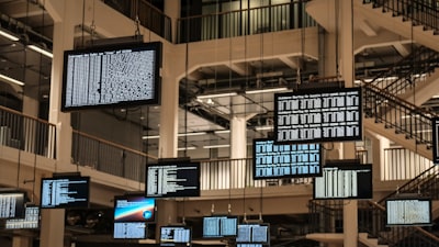 Researching on Customer Satisfaction with Internet Banking Service at Vietnam Joint Stock Commercial Bank for Industry and Trade \u002D Gialai Branch Image