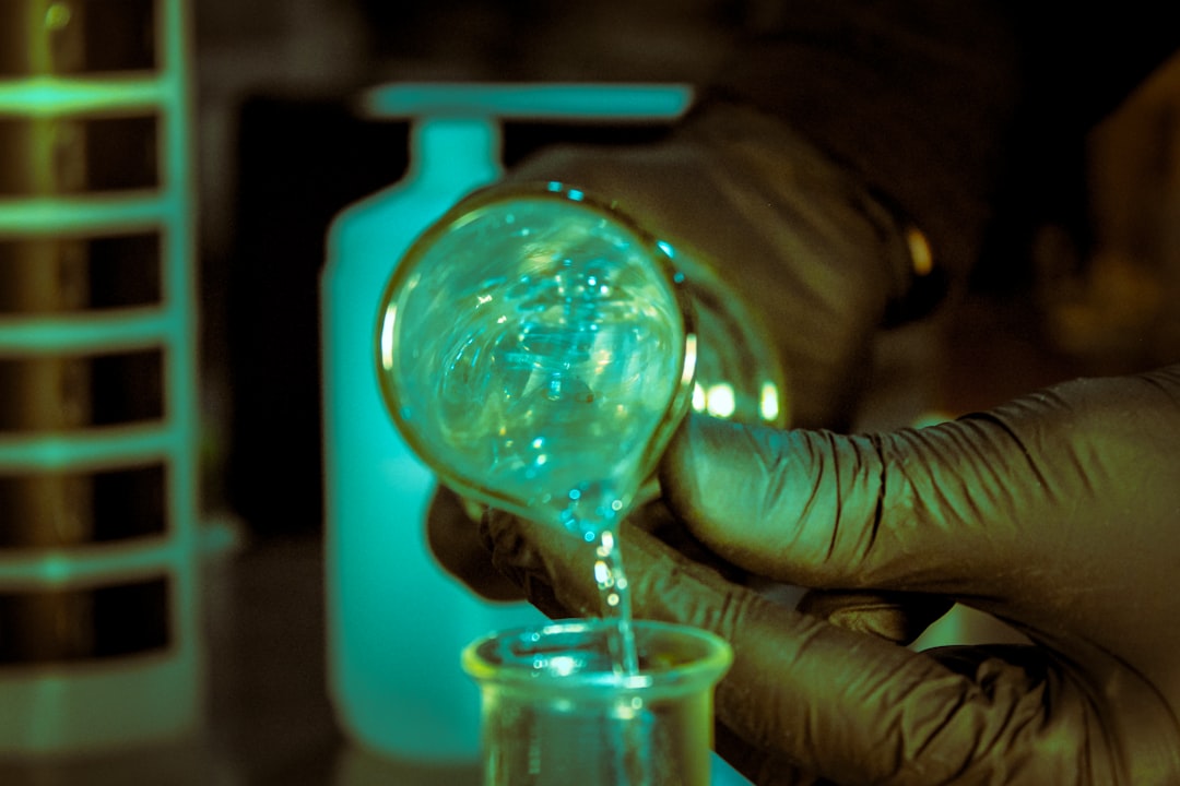 Bank Garansi sebagai Pengalihan Kewajiban Apabila Terjadi Wanprestasi oleh Nasabah Menurut Kitab Undang\u002Dundang Hukum Perdata Pasal 1831 \u0026 1832 Image