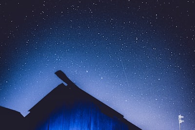 Tantangan Dan Hambatan Implementasi Uang Elektronik Di Indonesia: Studi Kasus PT XYZ Image